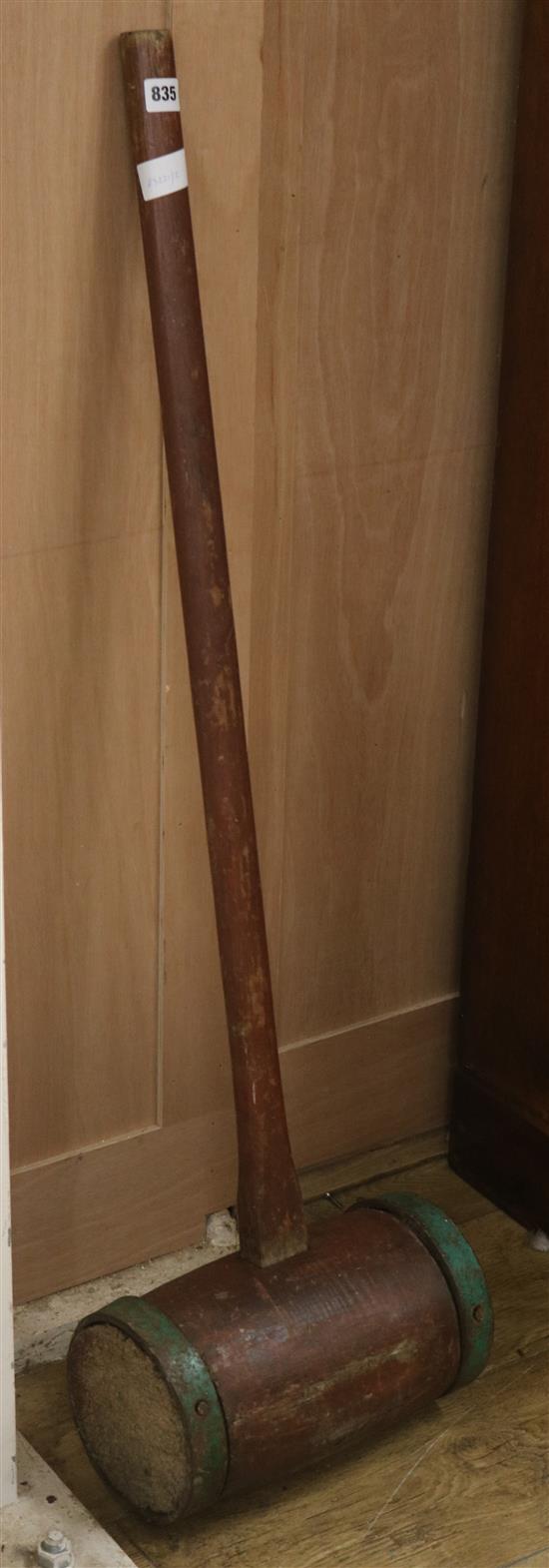 A circus mallet, H.106cm